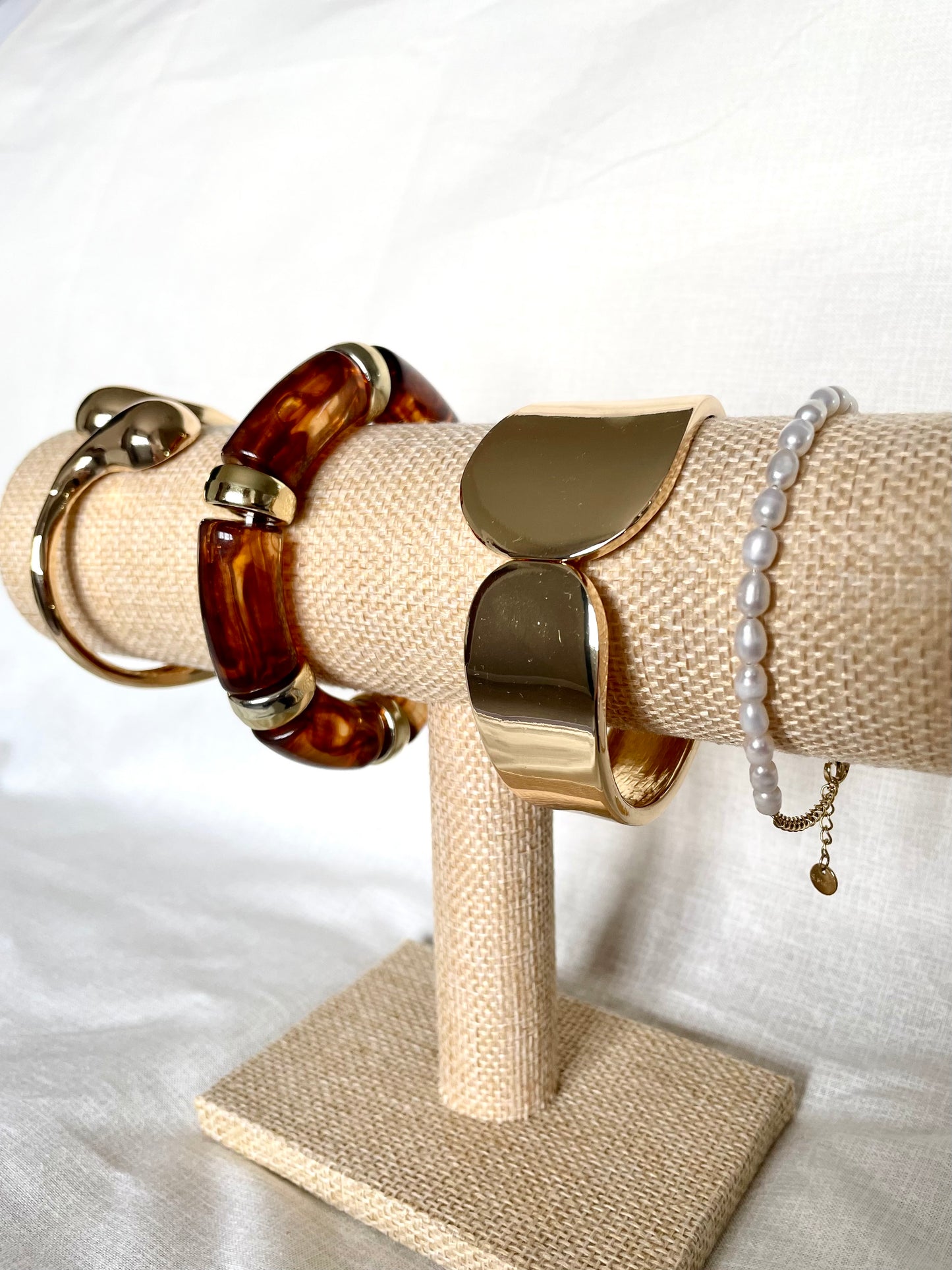 “Gráinne” Gold Bangle