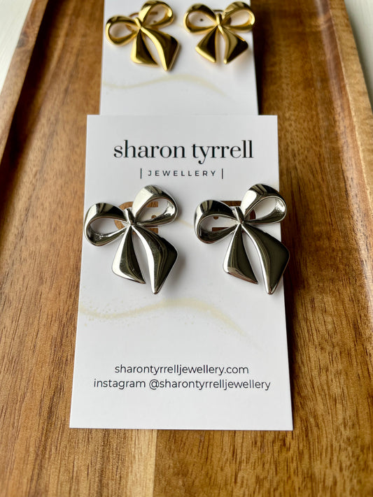 “Dearbhla” bow earrings