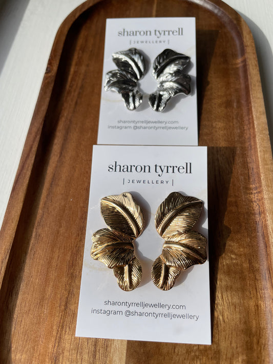 “Caoimhe” petal earrings