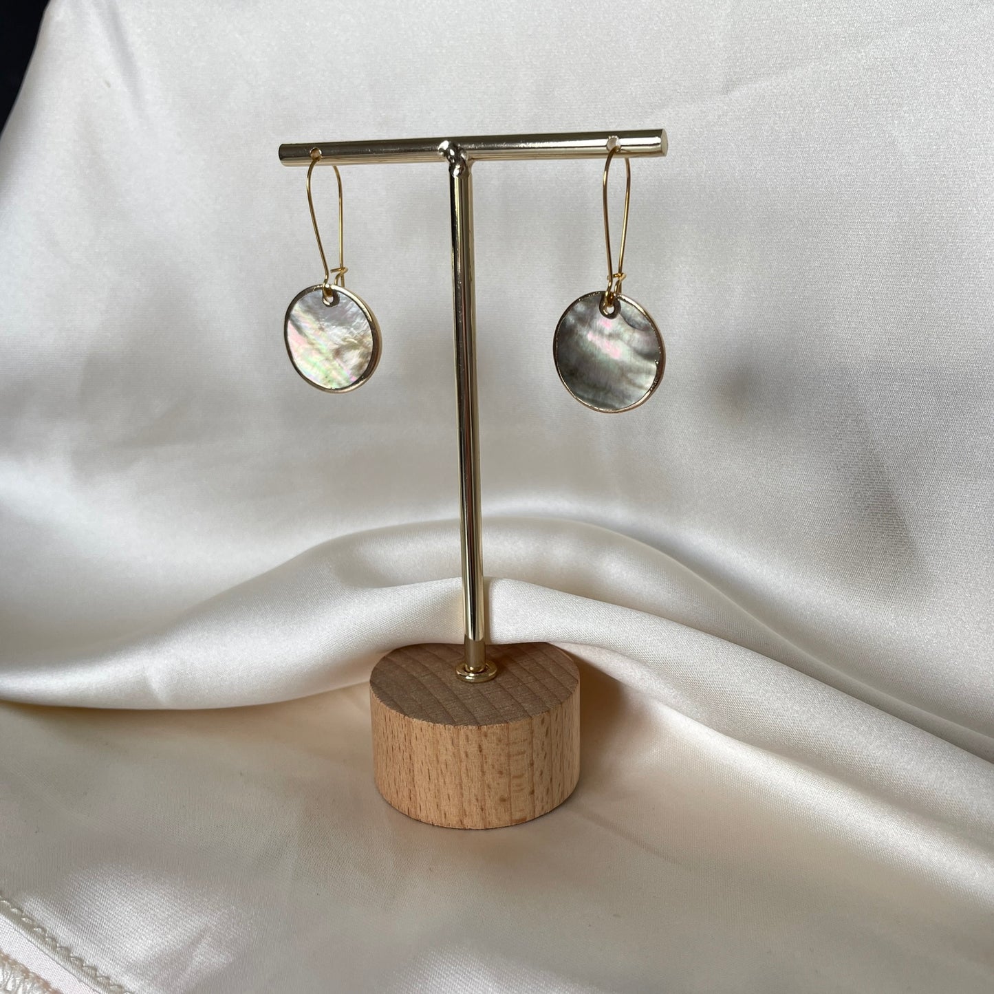 "Erin" Iridescent Mother of Pearl Disc Gold drop earrings