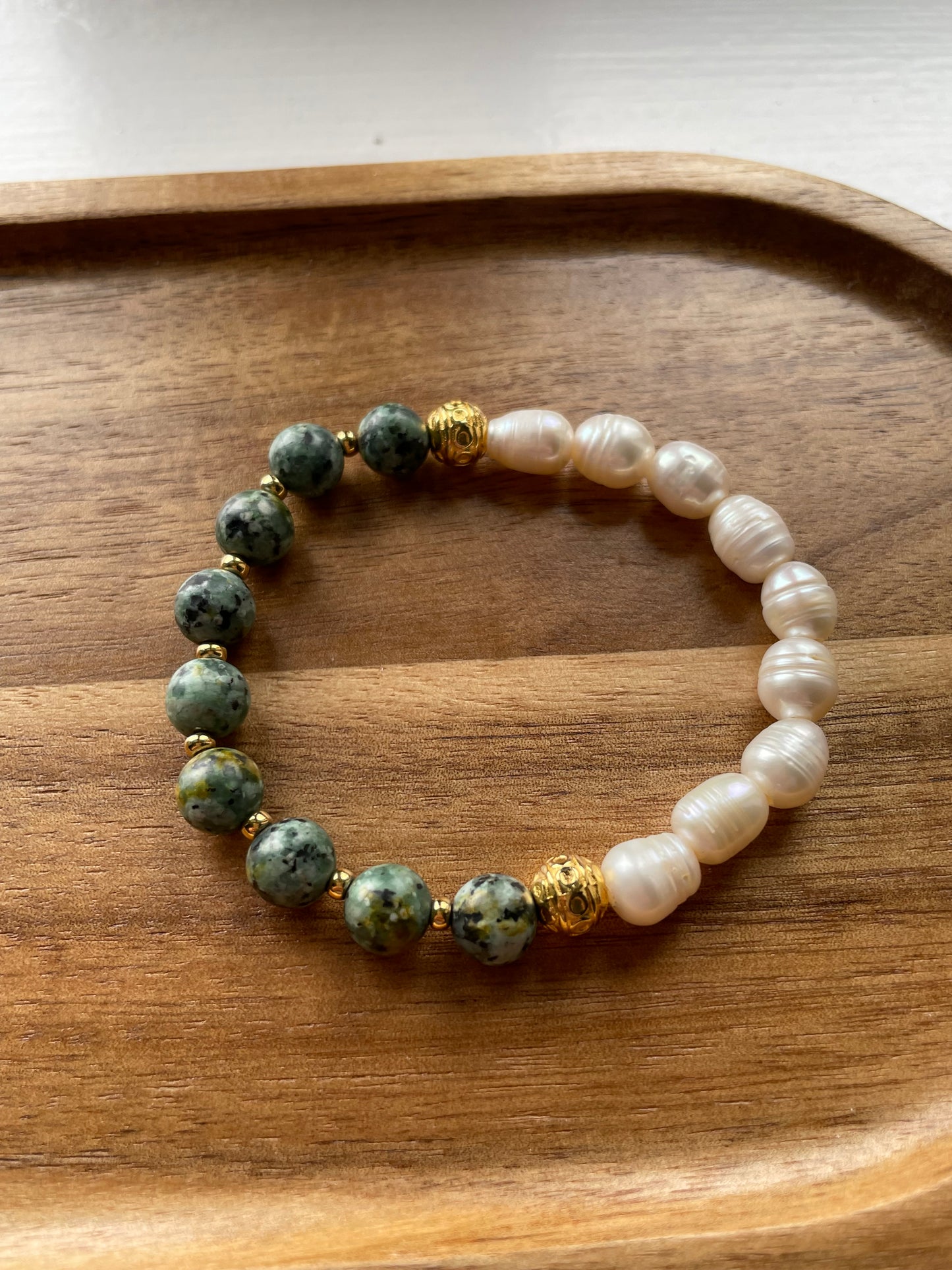 Moss Green Natural Stone & Freshwater Pearl Bracelet